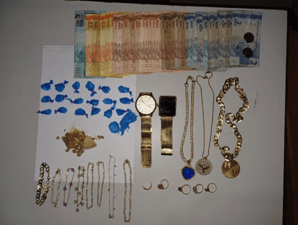 Casal é flagrado vendendo drogas em evento da semana dos namorados, no AM