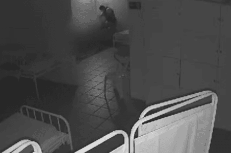 VÍDEO: Vigilante estupra paciente sedada dentro de clínica em Pernambuco
