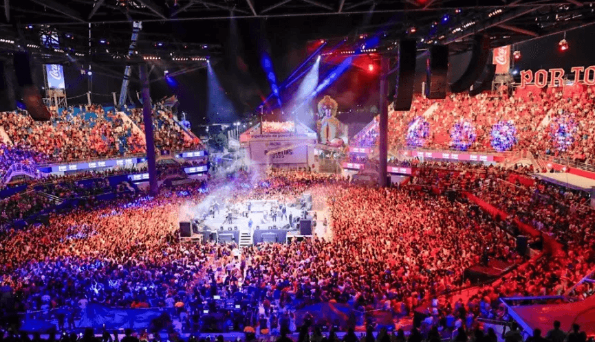 Trans e travestis não devem ser constrangidas durante revistas pessoais no Festival de Parintins