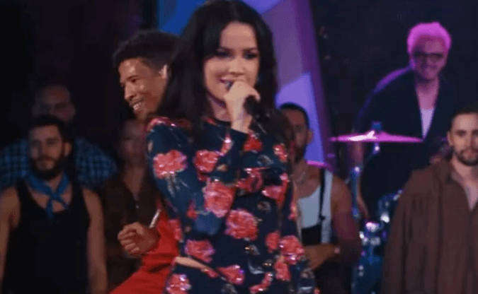 VÍDEO: Juliette alfineta ex-namorado durante show: “Perdeu, playboy”