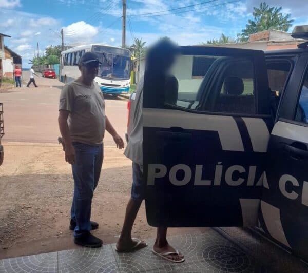 Jovem é preso e adolescente é apreendido por estupro coletivo de menina de 12 anos, no AM
