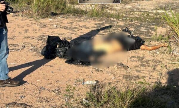 Em Manaus, corpo é encontrado com saco na cabeça, perfurações e marcas de tortura