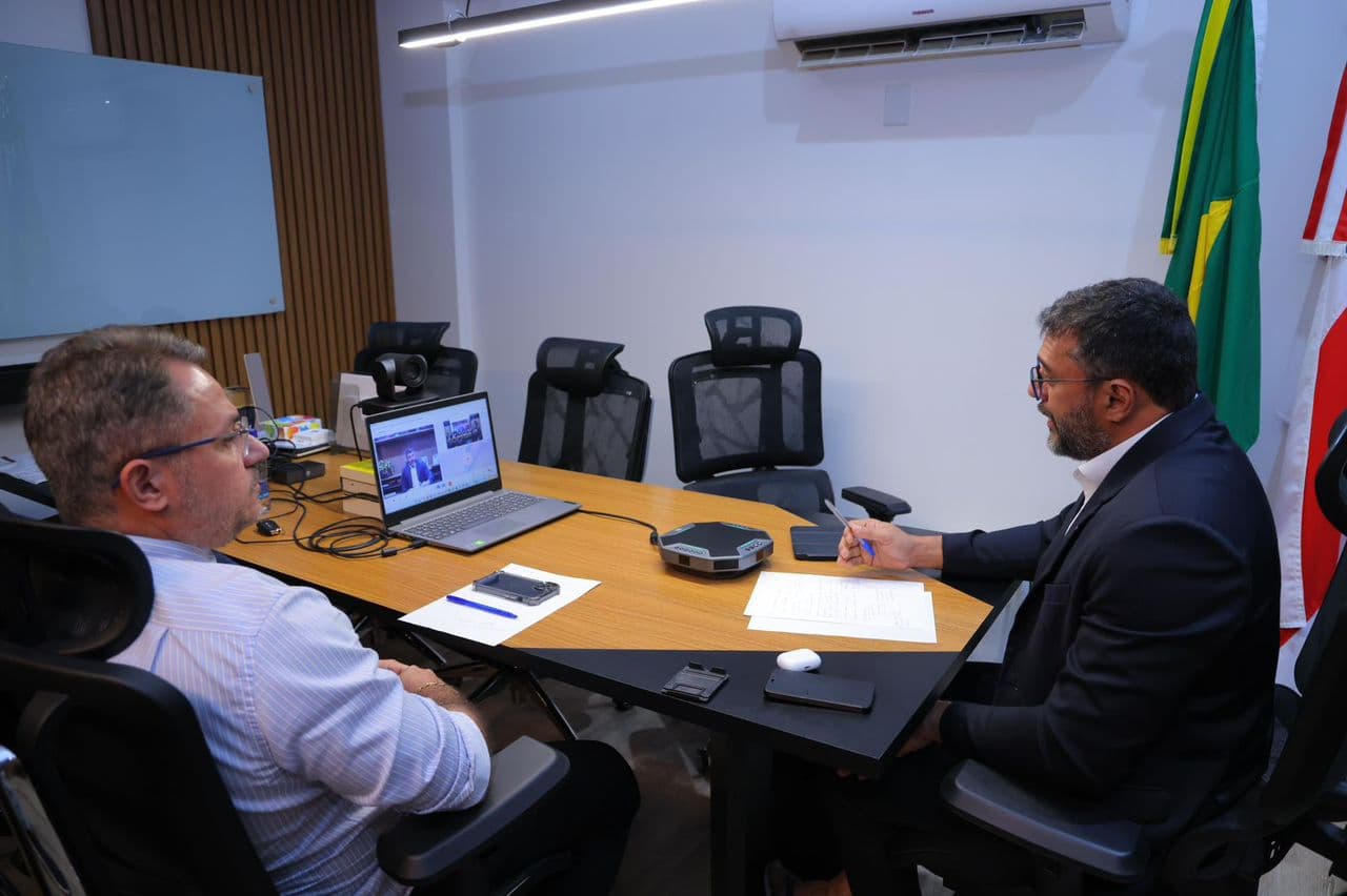 Governo Federal atende ao pleito de Wilson Lima e assina editais para iniciar dragagem dos rios Amazonas e Solimões