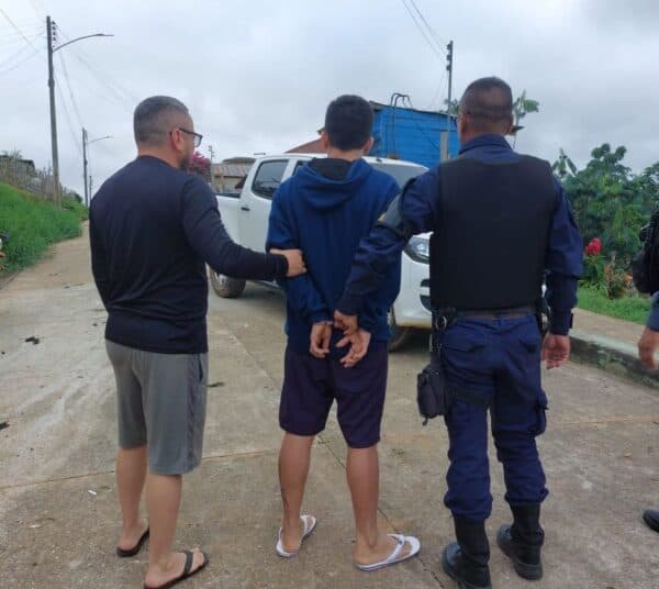 Família do tráfico: Homem é preso por roubar 30 kg de drogas no município de Alvarães, no AM
