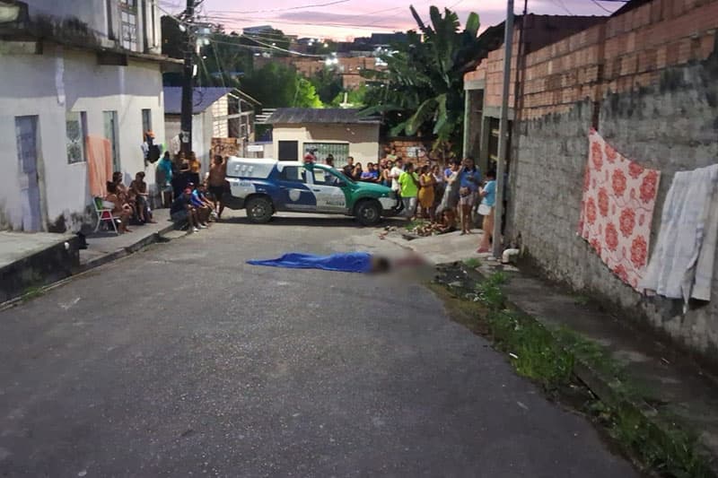 Encapuzados executam dono de quitinetes na zona Oeste de Manaus