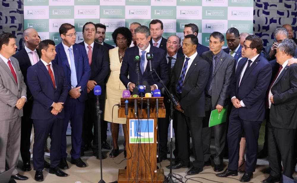 PL do Aborto será discutido por “comissão representativa” no 2º semestre, diz Lira