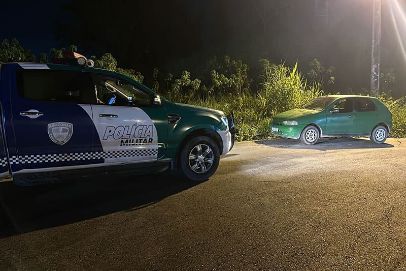 Em Manaus, homem é encontrado morto em porta-malas de carro com bilhete