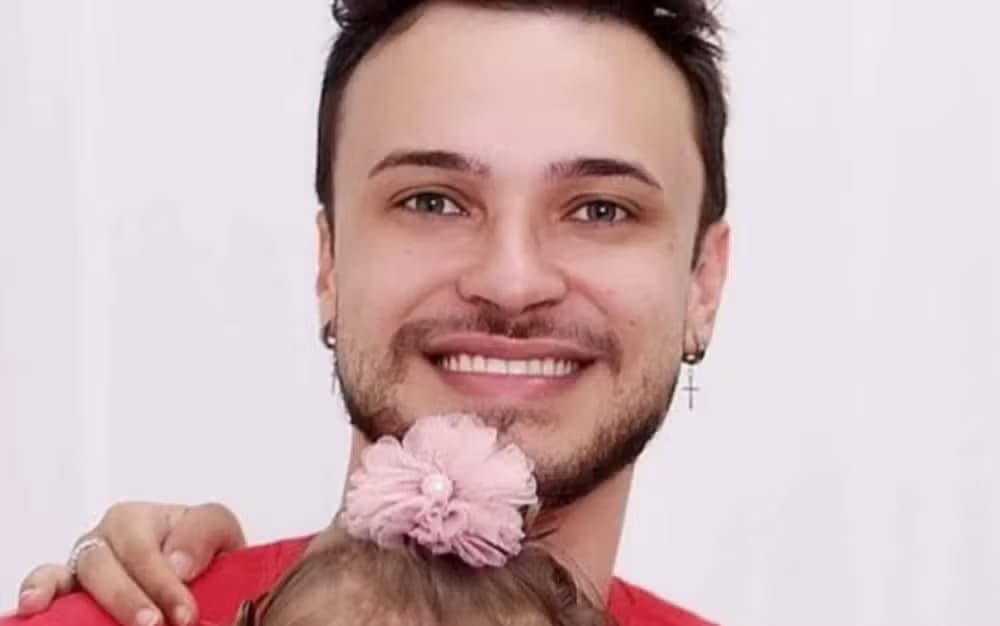 Influenciador suspeito de desviar doações para filha com paralisia cerebral disse que “gastaria dinheiro com prostitutas”