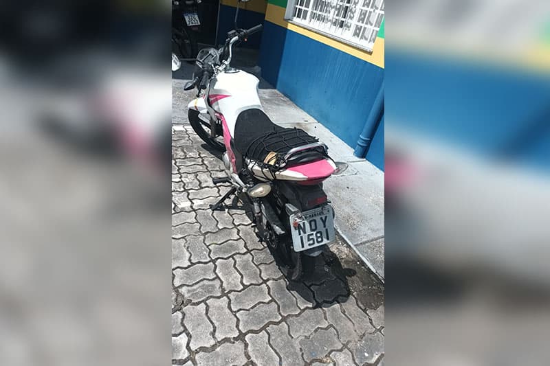 Cadeado impede furto de motocicleta e homem é preso pela PM em Manaus