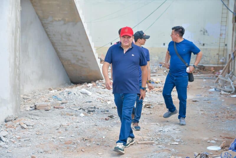 Prefeito do Careiro gastará mais de R$ 12 milhões de verba federal para pavimentação sem transparência de serviço