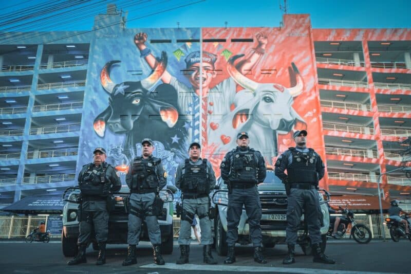 Festival de Parintins 2024: mulher é presa por furto de celulares no Bumbódromo