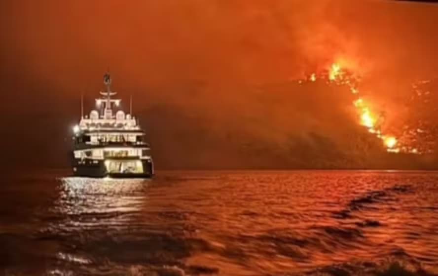 Na Grécia, 13 pessoas são presas acusadas de provocar grande incêndio florestal