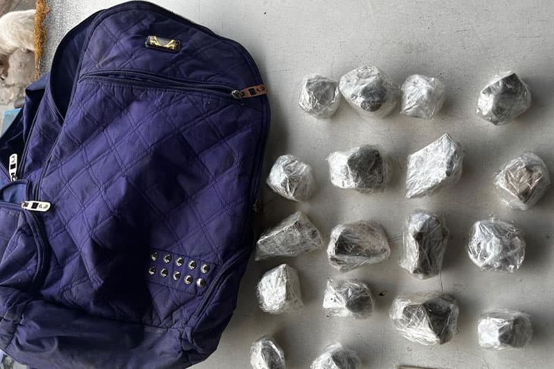 Após denúncia, PM prende homem com 18 porções de oxi em Tapauá