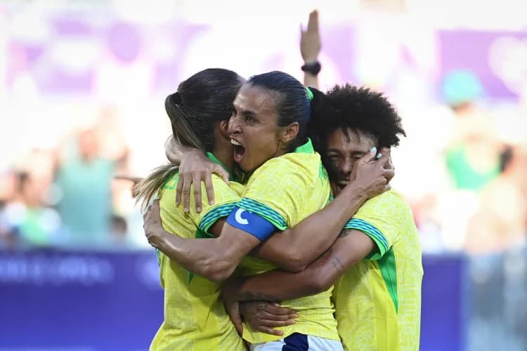Olimpíada 2024: Brasil vence a Nigéria na estreia do futebol feminino em Paris