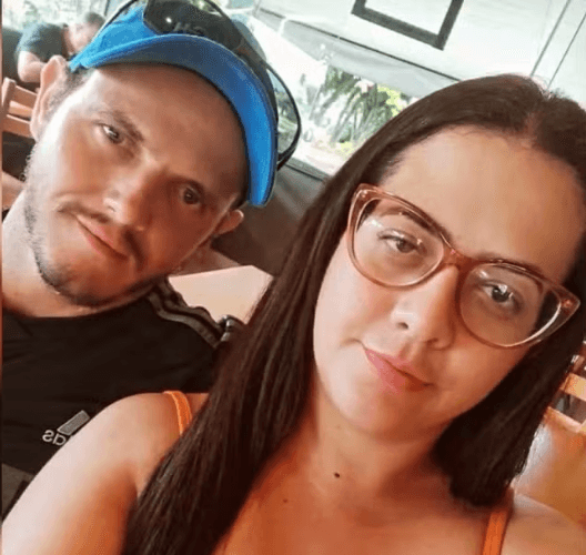 Homem mata esposa a facadas e ataca filha que tentou impedir, no DF