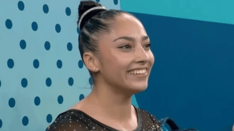 Raça Negra parabeniza Julia Soares após atleta competir em Paris ao som de ‘Cheia de Manias’