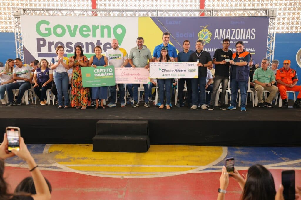 8ª edição do Governo Presente leva serviços de cidadania no bairro Compensa