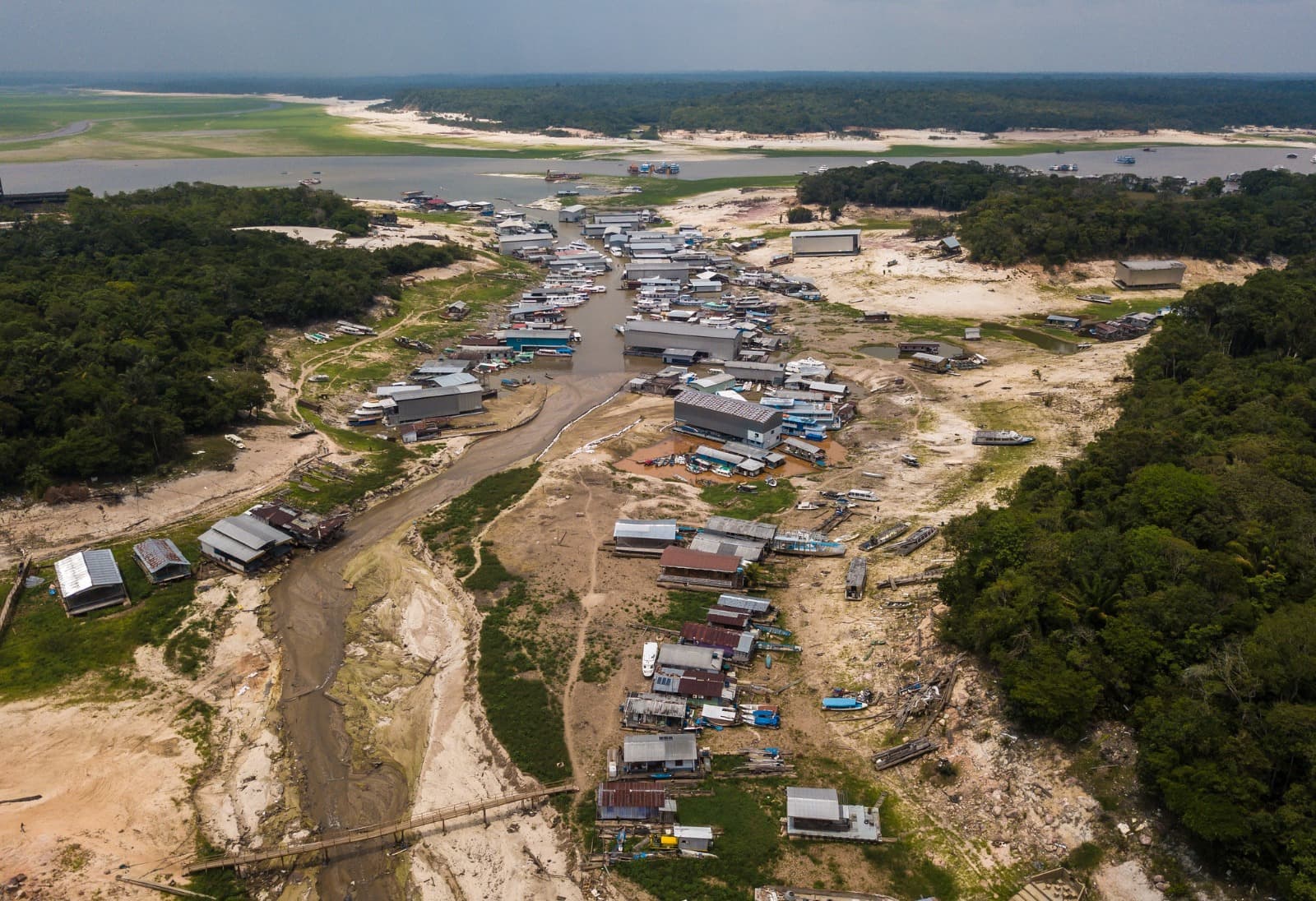 Estiagem 2024: Sindarma emite alerta sobre nível crítico dos rios no Amazonas