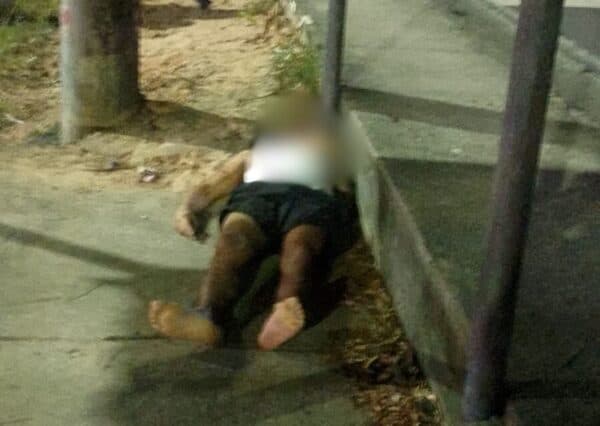 IMAGEM FORTE: Filho do líder do CV Gelson Carnaúba, é executado a tiros em Manaus