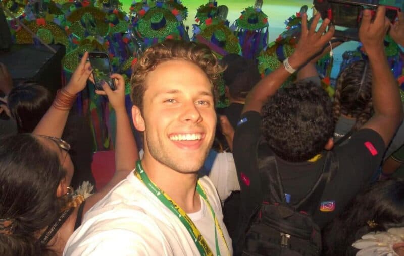 Garantido ou Caprichoso? Ator de ‘This is Us’ revela torcida ao se encantar com Festival de Parintins