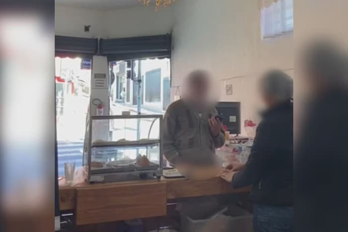 VÍDEO: Homem mostra partes íntimas a vendedora de doces e foge, no interior de SP