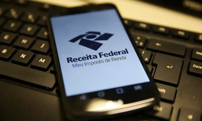 Consulta ao 3° lote de restituição do IR começa hoje