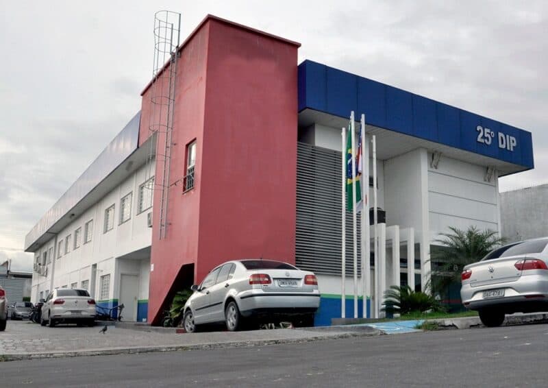 Homem condenado a 5 anos de prisão por roubos e homicídios é preso em Manaus