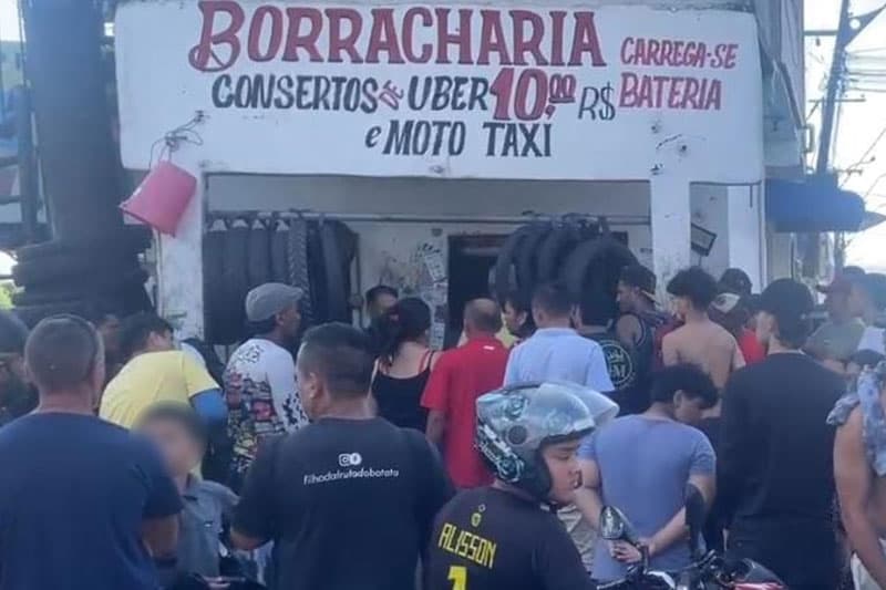 Pistoleiro de capacete mata borracheiro a tiros na zona Leste de Manaus