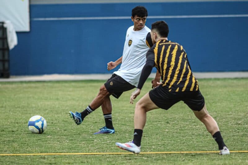 Amazonas FC encara Botafogo-SP e busca primeira vitória longe de casa na Série B