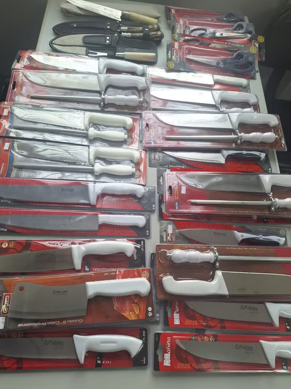 SP: Dois dias após deixar penitenciária, homem é preso por furtar tesouras e facas de açougue em SP