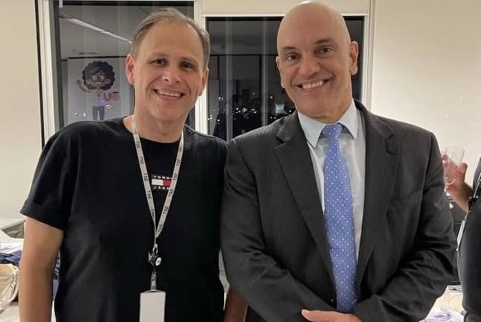 Ex-assessor de Moraes no TSE, que aparece em troca de mensagens, é intimado a depor pela PF