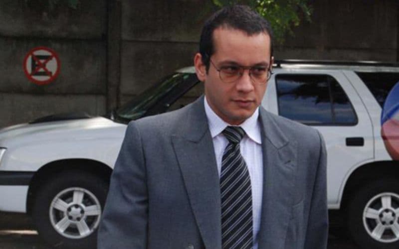 Gil Rugai que foi condenado por matar pai e madrasta, é solto após 21 anos preso