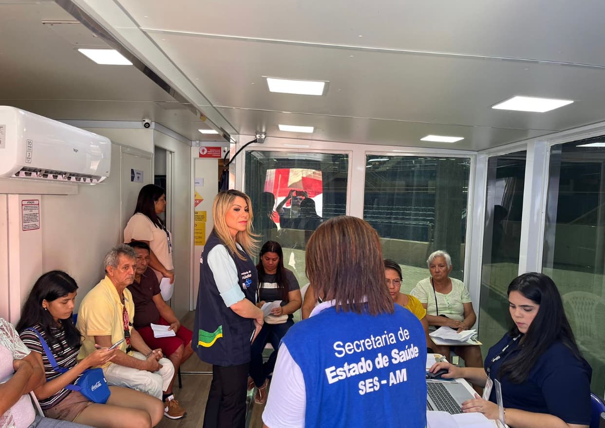 Carreta da Saúde realiza mais de 150 exames, em um dia, em Parintins