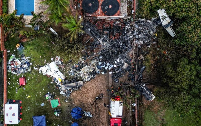 Laudo do IML diz que vítimas da queda do avião em Vinhedo morreram de politraumatismo
