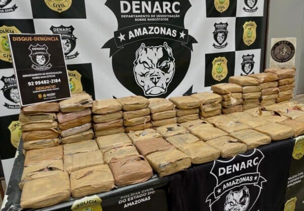 Maconha avaliada em R$ 2 milhões é apreendida em casa no Jorge Teixeira