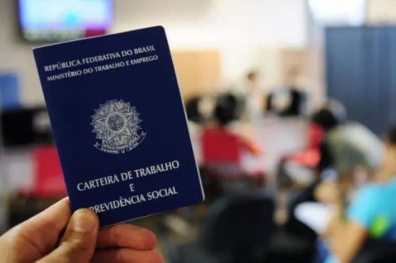 Após 24 anos em tramitação, STF valida emenda que permite contratar servidores públicos por regime CLT