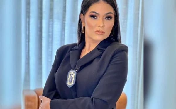 Delegada é encontrada morta dentro de carro em área de mata na Bahia