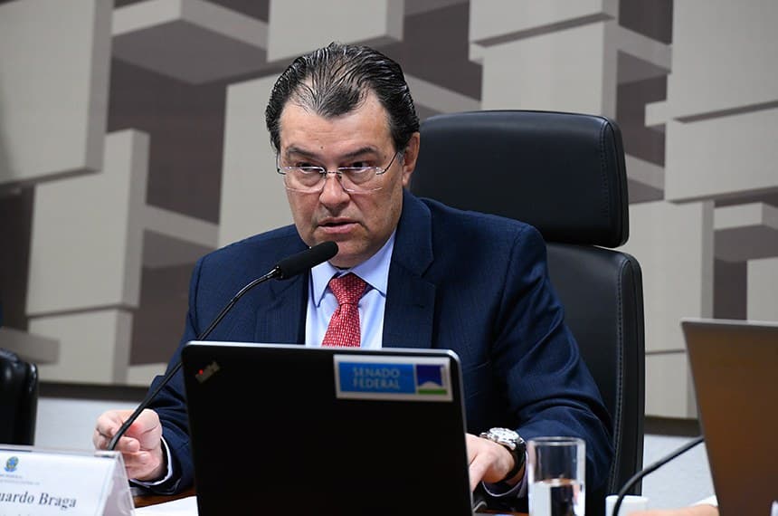 Eduardo Braga divulga cronograma da reforma tributária com audiências até 14 de novembro