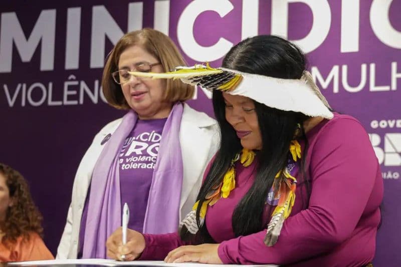 Governo federal faz pacto com times de futebol ao lançar programa Feminicídio Zero