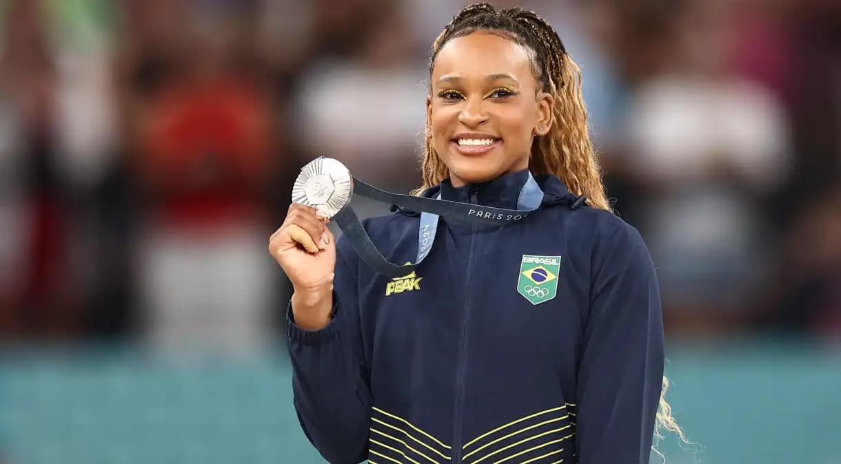 Paris 2024: Rebeca Andrade se consolida como a maior medalhista olímpica brasileira