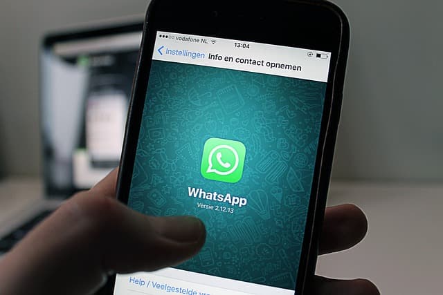 Justiça proíbe Whatsapp de compartilhar com Meta dados de usuários brasileiros para publicidade
