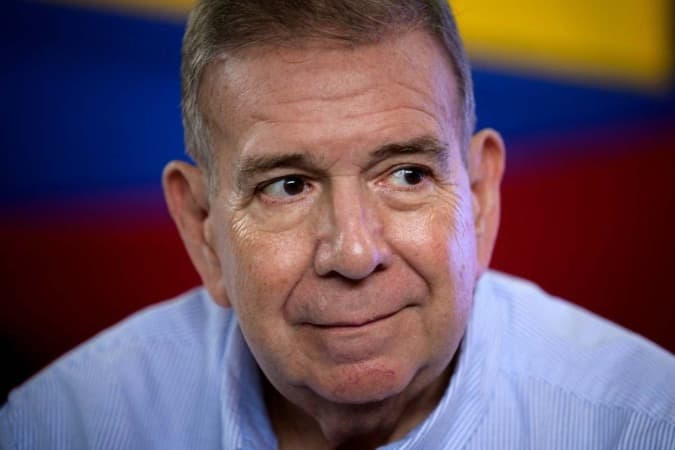 Opositor de Maduro diz que vai voltar à Venezuela para assumir presidência