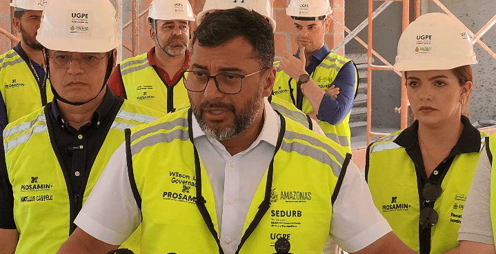 VÍDEO: “Até 2026, a meta é entregar 24 mil soluções de moradia”, diz Wilson Lima ao vistoriar obras