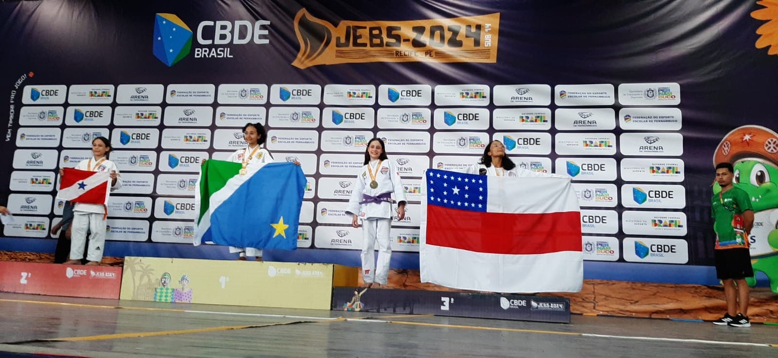 Estudantes-atletas do Amazonas conquistam oito medalhas no 1º dia dos JEBs 2024
