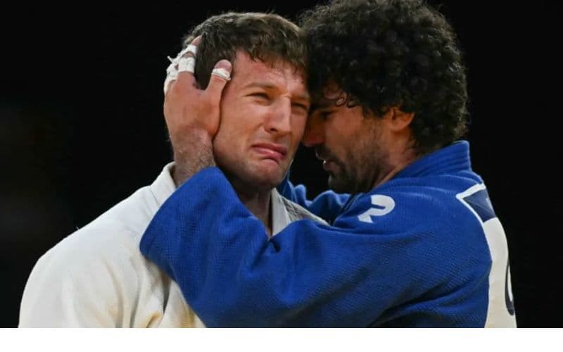 Judoca é suspenso por fazer sinal da cruz em luta nas Olimpíadas de Paris 2024