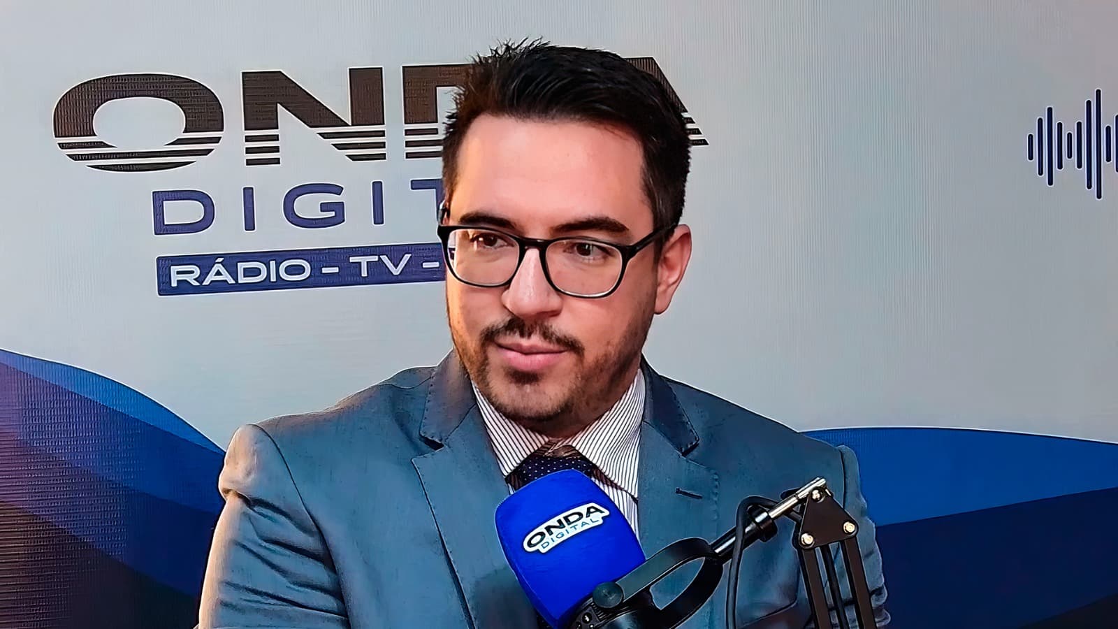 Em entrevista, Rodrigo Guedes relembra polêmicas da Câmara: kit selfie, “puxadinho” da CMM e aumento do cotão