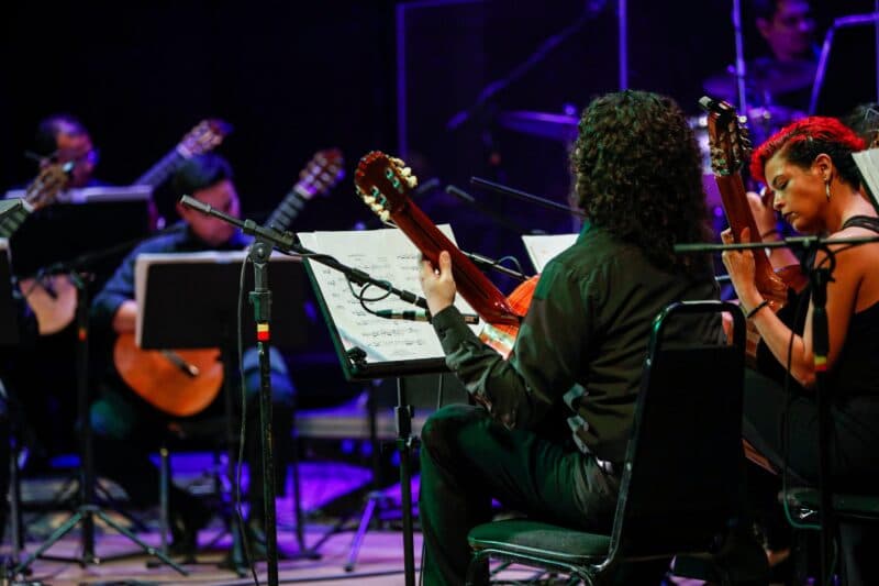 Orquestra de Violões apresenta concerto inédito ‘Espanhóis’, no Teatro Amazonas