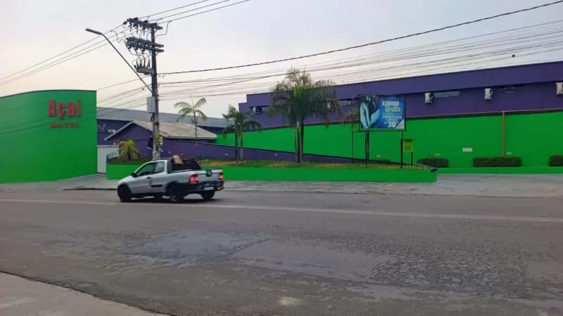 Cliente é encontrado morto boiando em banheira de motel em Manaus