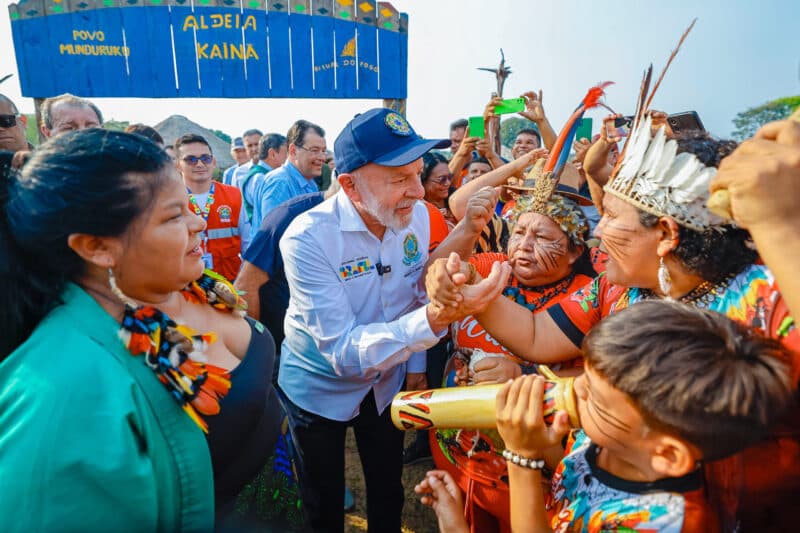 Lula promete novamente criação de Autoridade Climática em meio à estiagem histórica no Amazonas