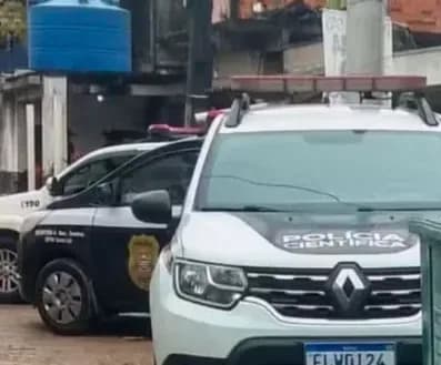 FEMINICÍDIO: homem é preso após esfaquear esposa 19 vezes dentro de casa, em SP